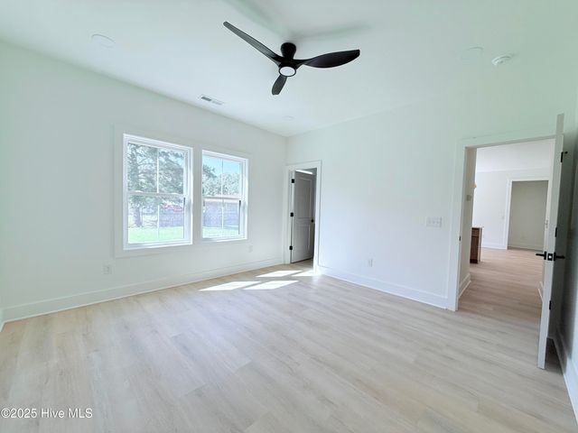 1235 Hargett Street, Newport, NC 28570