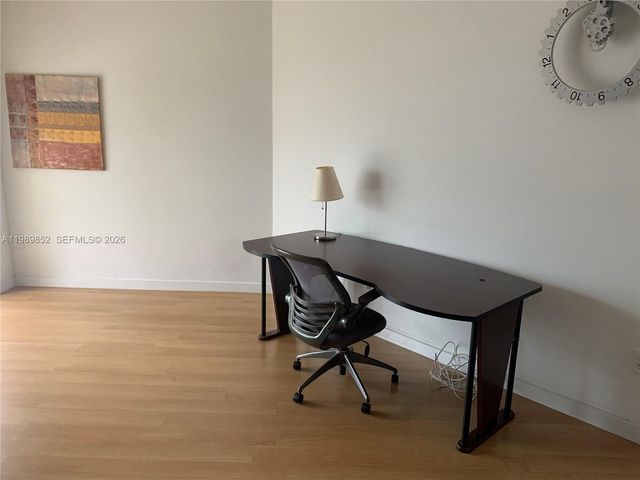 1 Century Ln 301, Miami Beach, FL 33139