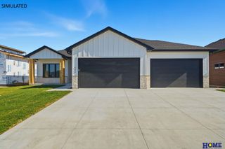 10821 Century Lane, Lincoln, NE 68527