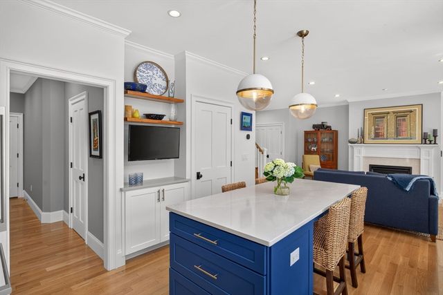 1090 Shore Road 13, Bourne, MA 02559