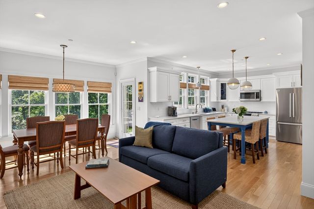 1090 Shore Road 13, Bourne, MA 02559