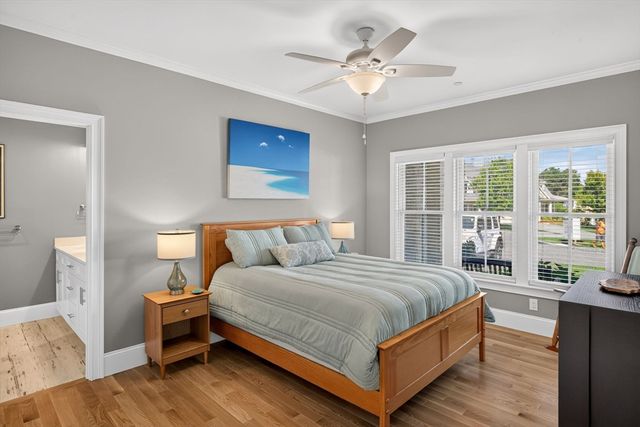 1090 Shore Road 13, Bourne, MA 02559