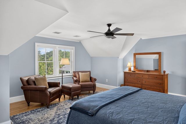 1090 Shore Road 13, Bourne, MA 02559