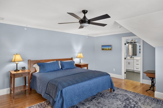 1090 Shore Road 13, Bourne, MA 02559