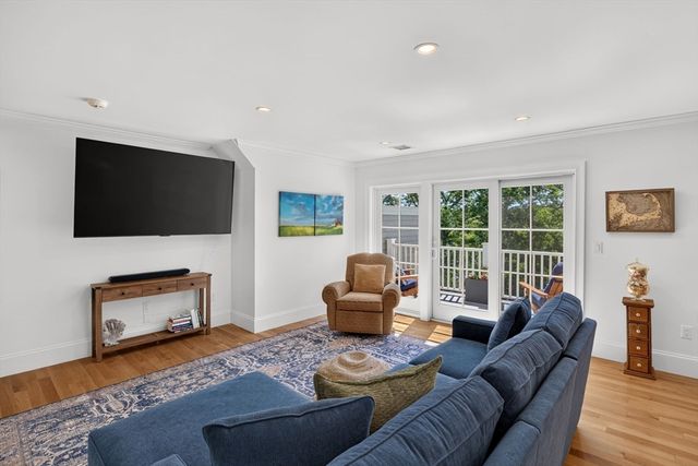 1090 Shore Road 13, Bourne, MA 02559