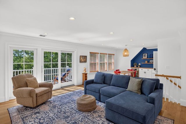 1090 Shore Road 13, Bourne, MA 02559