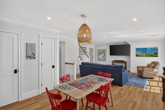 1090 Shore Road 13, Bourne, MA 02559