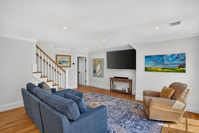 1090 Shore Road 13, Bourne, MA 02559
