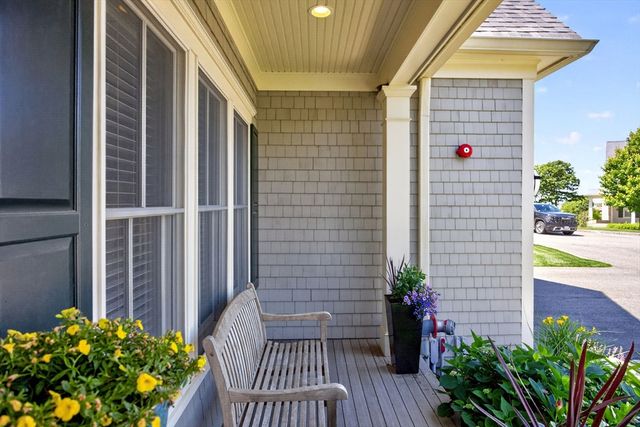 1090 Shore Road 13, Bourne, MA 02559