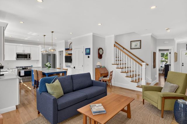 1090 Shore Road 13, Bourne, MA 02559