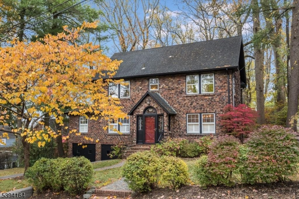 66 Claremont Ave, Maplewood Twp., NJ 07040