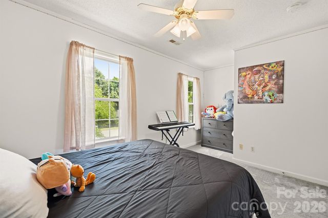 6421 Whitewater Drive, Charlotte, NC 28214