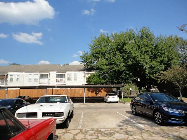 11710 Southlake Drive 29, Houston, TX 77077