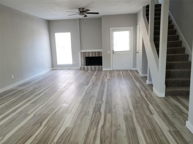 11710 Southlake Drive 29, Houston, TX 77077