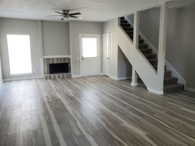 11710 Southlake Drive 29, Houston, TX 77077