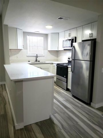 11710 Southlake Drive 29, Houston, TX 77077