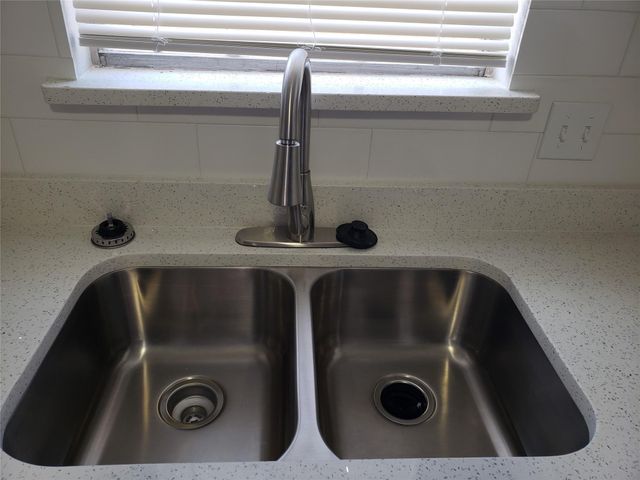 11710 Southlake Drive 29, Houston, TX 77077