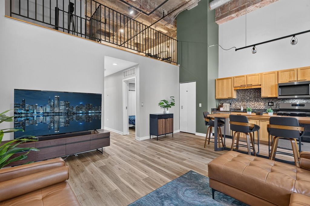 20 N State Street 1012, Chicago, IL 60602 — photo 4