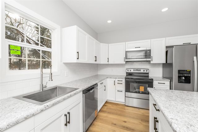 1118 Millard Court, Three Rivers, MI 49093