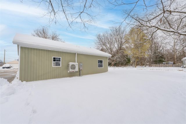 1118 Millard Court, Three Rivers, MI 49093