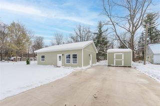 1118 Millard Court, Three Rivers, MI 49093