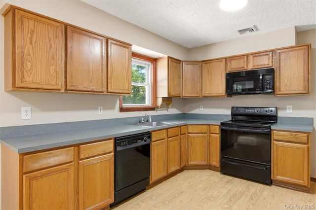 1726 Wad Riv Mnrvl Road, Wading River, NY 11792
