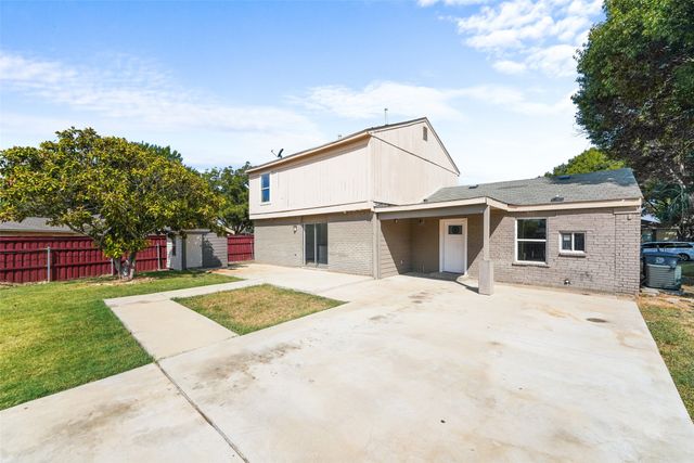 7326 Boisenberry Lane, Dallas, TX 75249