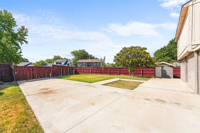 7326 Boisenberry Lane, Dallas, TX 75249