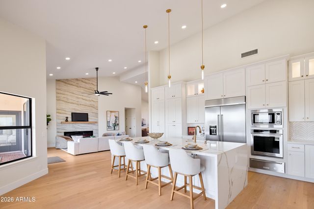 12605 E KALIL Drive, Scottsdale, AZ 85259