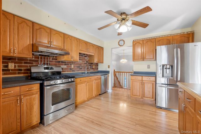 8 Reggie Drive, Wappingers Falls, NY 12590
