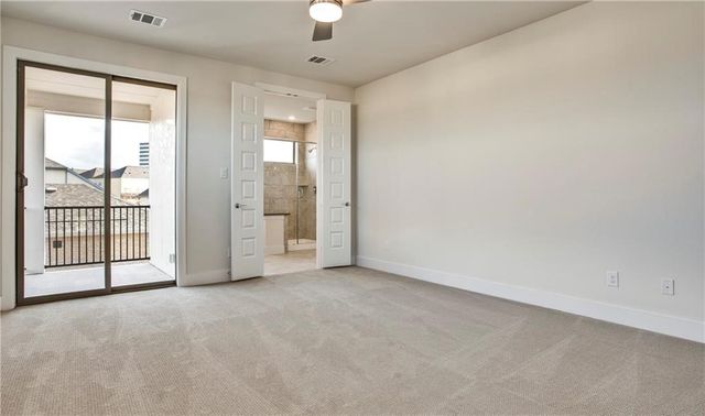 8221 Folcroft Lane, Dallas, TX 75231