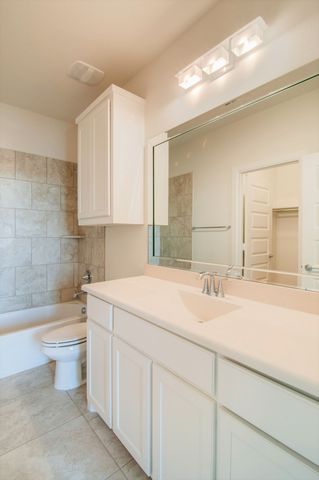 8221 Folcroft Lane, Dallas, TX 75231