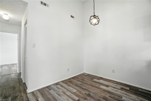 607 Pylon CT, Virginia Beach, VA 23462