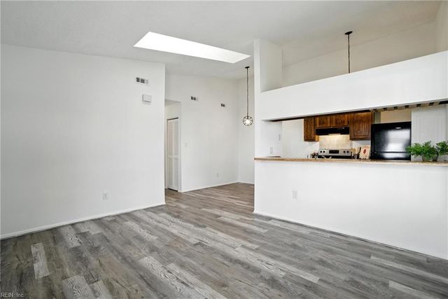607 Pylon CT, Virginia Beach, VA 23462