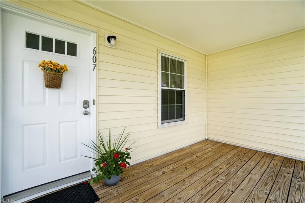 607 Pylon CT, Virginia Beach, VA 23462