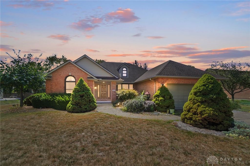 355 Ethelrob Circle, Franklin, OH 45005