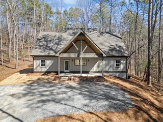 32 Holly Way, Ellijay, GA 30540