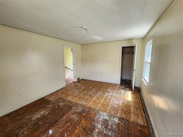 10570 Somerset Avenue, Detroit, MI 48224