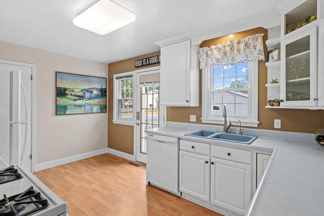 259 8th Avenue S, South Saint Paul, MN 55075
