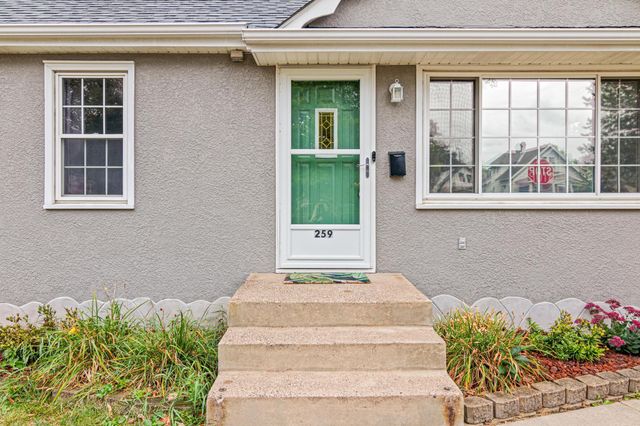 259 8th Avenue S, South Saint Paul, MN 55075