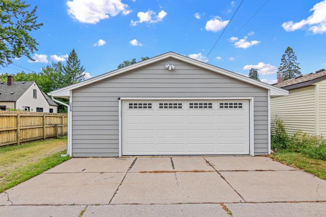 259 8th Avenue S, South Saint Paul, MN 55075