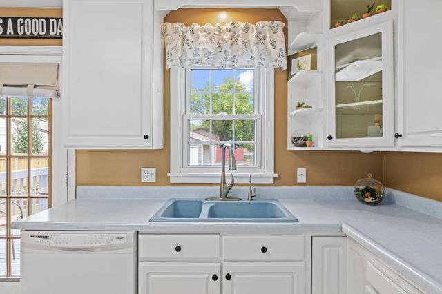 259 8th Avenue S, South Saint Paul, MN 55075