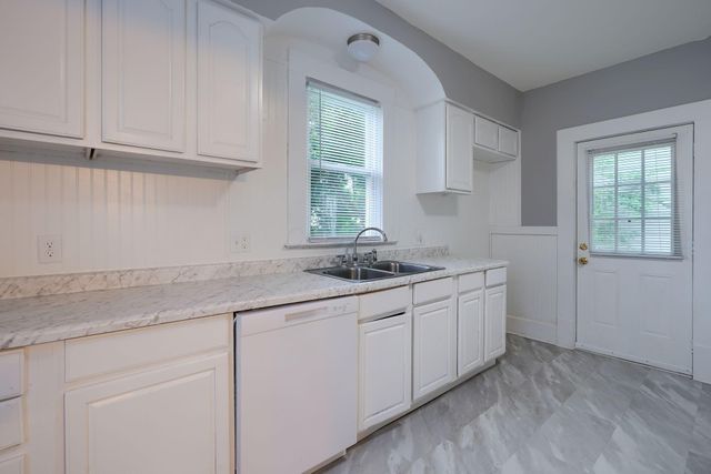 222 Park Street, Lancaster, OH 43130