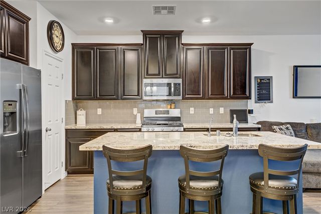 755 Glory Morning Court, North Las Vegas, NV 89086