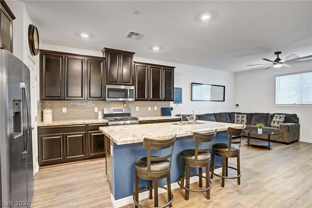 755 Glory Morning Court, North Las Vegas, NV 89086