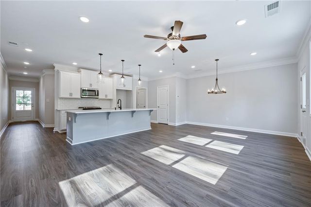 3744 Silvery Way, Powder Springs, GA 30127