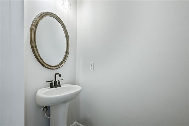 3744 Silvery Way, Powder Springs, GA 30127