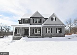 2265 MILL HILL RD, Quakertown, PA 18951