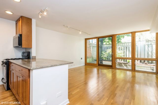 2053 N Larrabee Street 1, Chicago, IL 60614