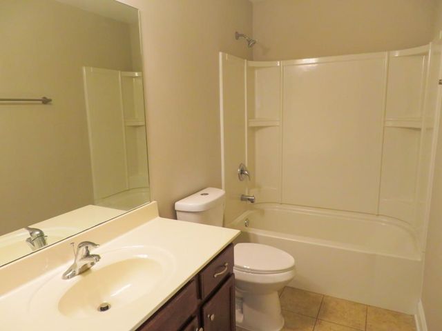 5928 Cobblestone Creek Circle, Mableton, GA 30126